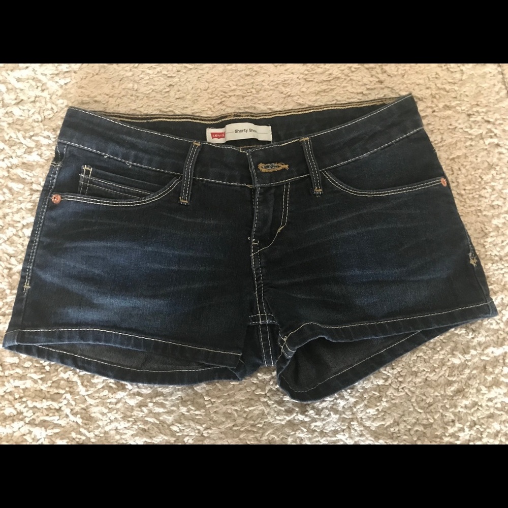 Levi’s lady’s shorts